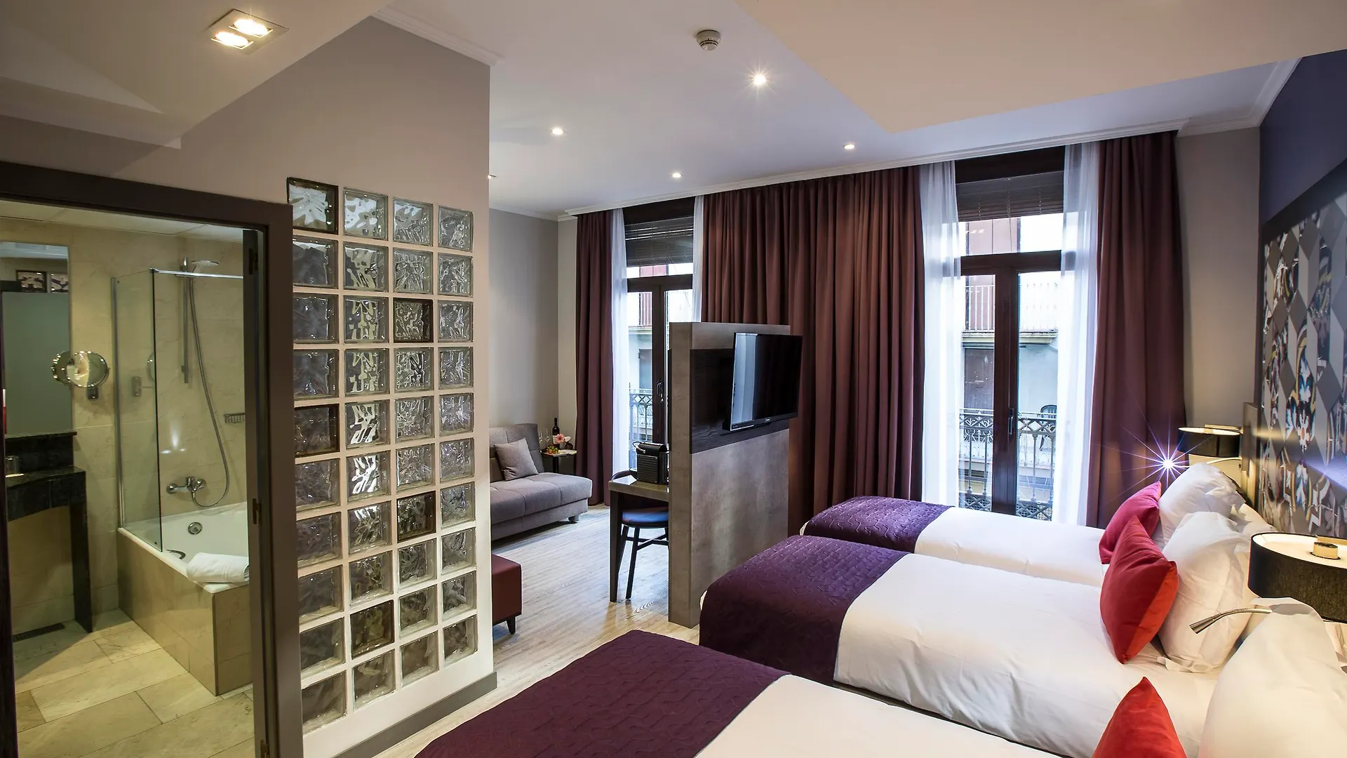 Leonardo Hotel Barcelona Las Ramblas 3*,  España