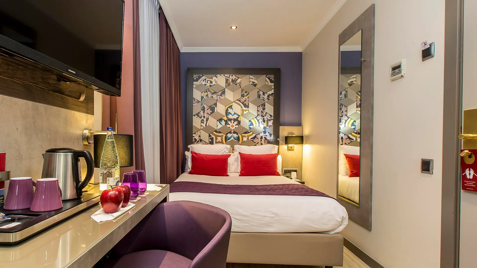 ***  Leonardo Hotel Barcelona Las Ramblas España